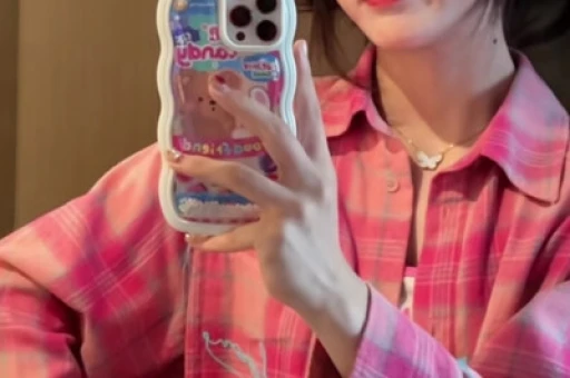 突发！香港知名女星被控涉嫌诈骗开空头支票欠债上百万