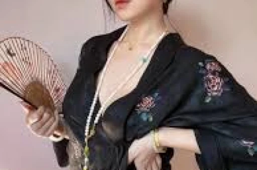 科技昨夜今晨 0117：曝四家厂商下调全年手机出货预期；比亚迪海洋 8 系预告图公布；英伟达大幅下调数据中心铜使用量需求